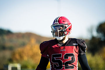 Football Helmet Visors - What Visors are Available? And Are They Allowed in All Leagues?